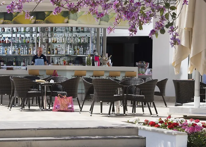 Semesteranläggning (resort) Barut B