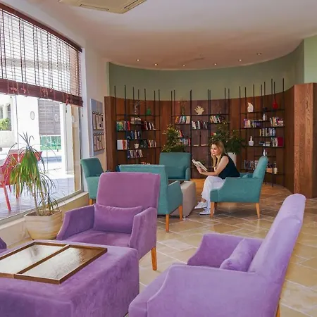 Resort Barut B 4*